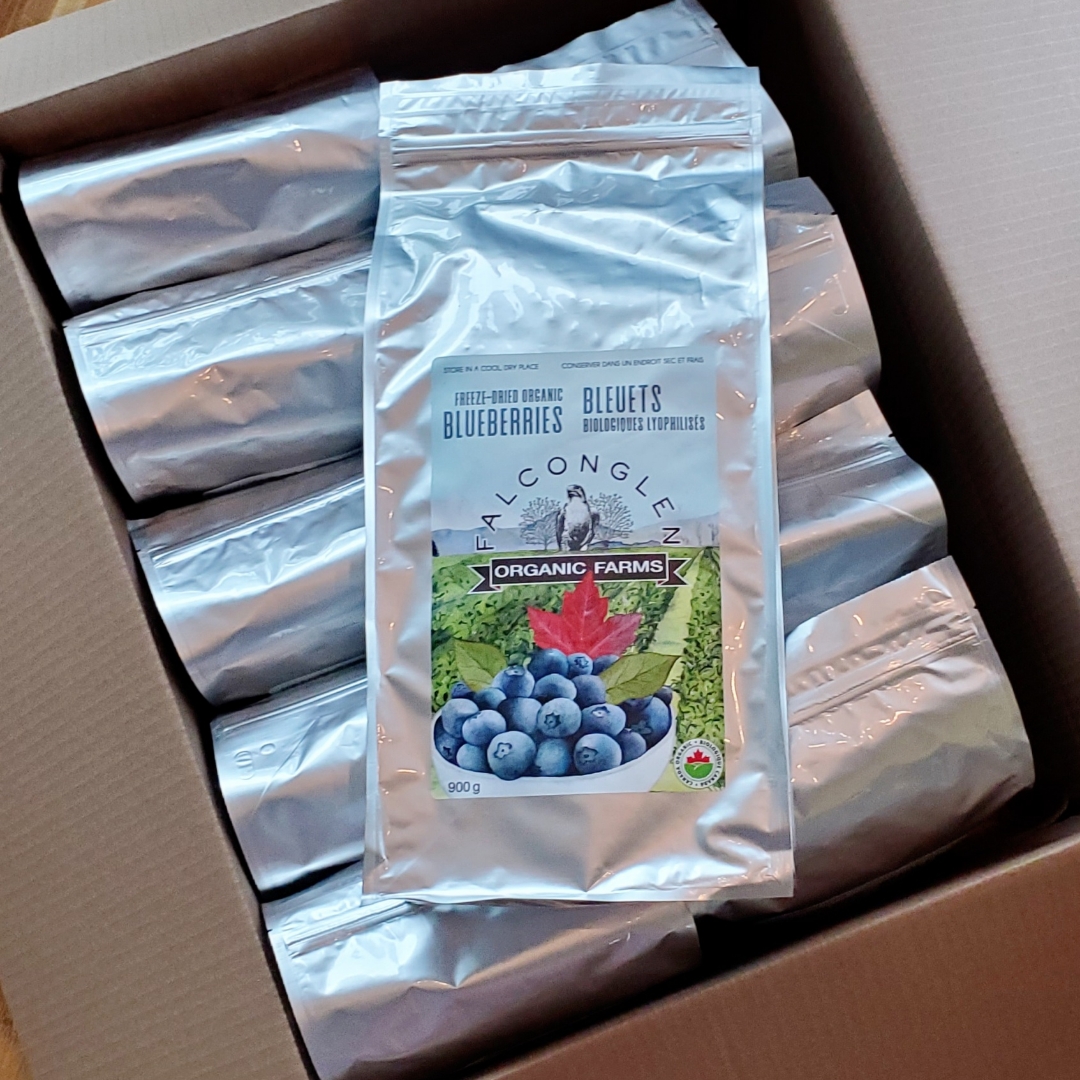 FalconglenFarms's tweet photo. We are honoured to announce that our freeze-dried organic blueberries were chosen to represent Canadian blueberry products at World Expo 2020 in Dubai!
Delicious Blueberry tarts with and chocolate sauce were baked for one of the events hosted by Canadian Pavilion! https://t.co/ZHGt8yhAwZ