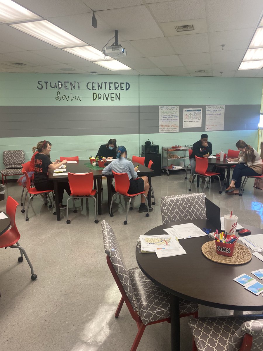 MullinsSciTchr's tweet image. A great day in learning labs with new MS science teachers through the New Teacher Academy as we work to push our practice. Thank you Mrs. Vandelinder for opening your classroom. #HCS_Science #WhatsNewinHCS ⁦@hamcoschools⁩ ⁦@elakirby79⁩ ⁦@ChrissyEasterly⁩