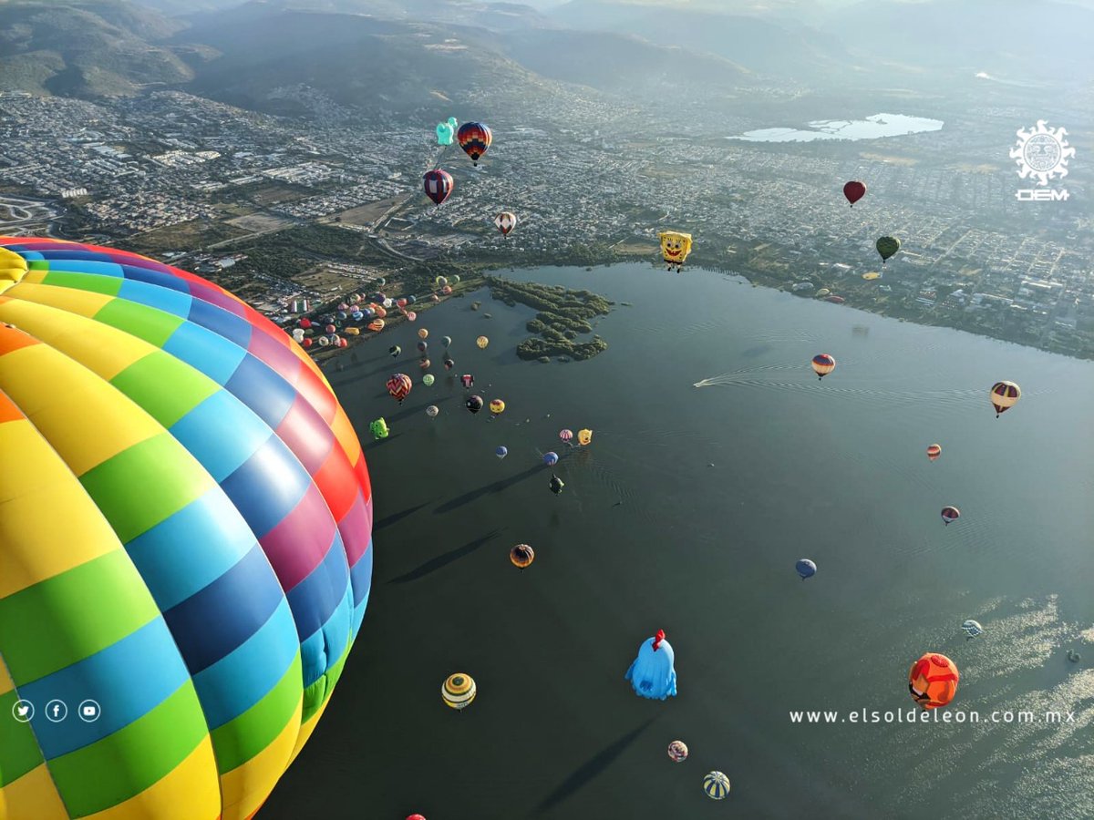SOLDELBAJIO's tweet photo. #FIG2021 | El Festival Internacional del Globo revivió la emoción de Miles de mexicanos, al comenzar su edición 20 del 12 al 16 de noviembre, desde el Parque Metropolitano de León, misma que se está llevando a cabo de manera presencial y virtual. #GOFIG #ViveFIG #FIGendirecto https://t.co/BBjTC35sJR