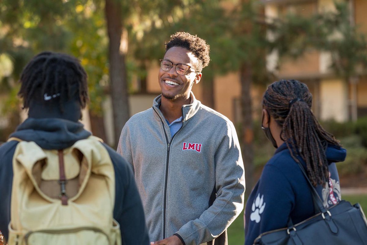 Loyola Marymount University tweet media