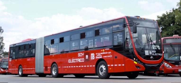 acastrejon's tweet photo. @vigiadeltrans @hmocomovamos @ErnestoUrbinaM @npinedap @alannavarrophd @ameliniq @MariaElenaC5 @afdezdg @KarinaLIvich @sergiotadeo4 @DuarteTagles @arqhugo @gobiernosonora @liriodcastillo @UNE_TRANSPORTE @HermosilloGob @CongresoSon @rosaelena_pinky @AlfonsoDurazo Creo que para el futuro Metrobus Sonora se debería pensar en una solución eléctrica como la que opera #MIVSA en la línea 3 del @MetrobusCDMX ya sea sencillo o articulado
Saludos
https://t.co/bYMHfo3jE1 https://t.co/YmADoIDymR