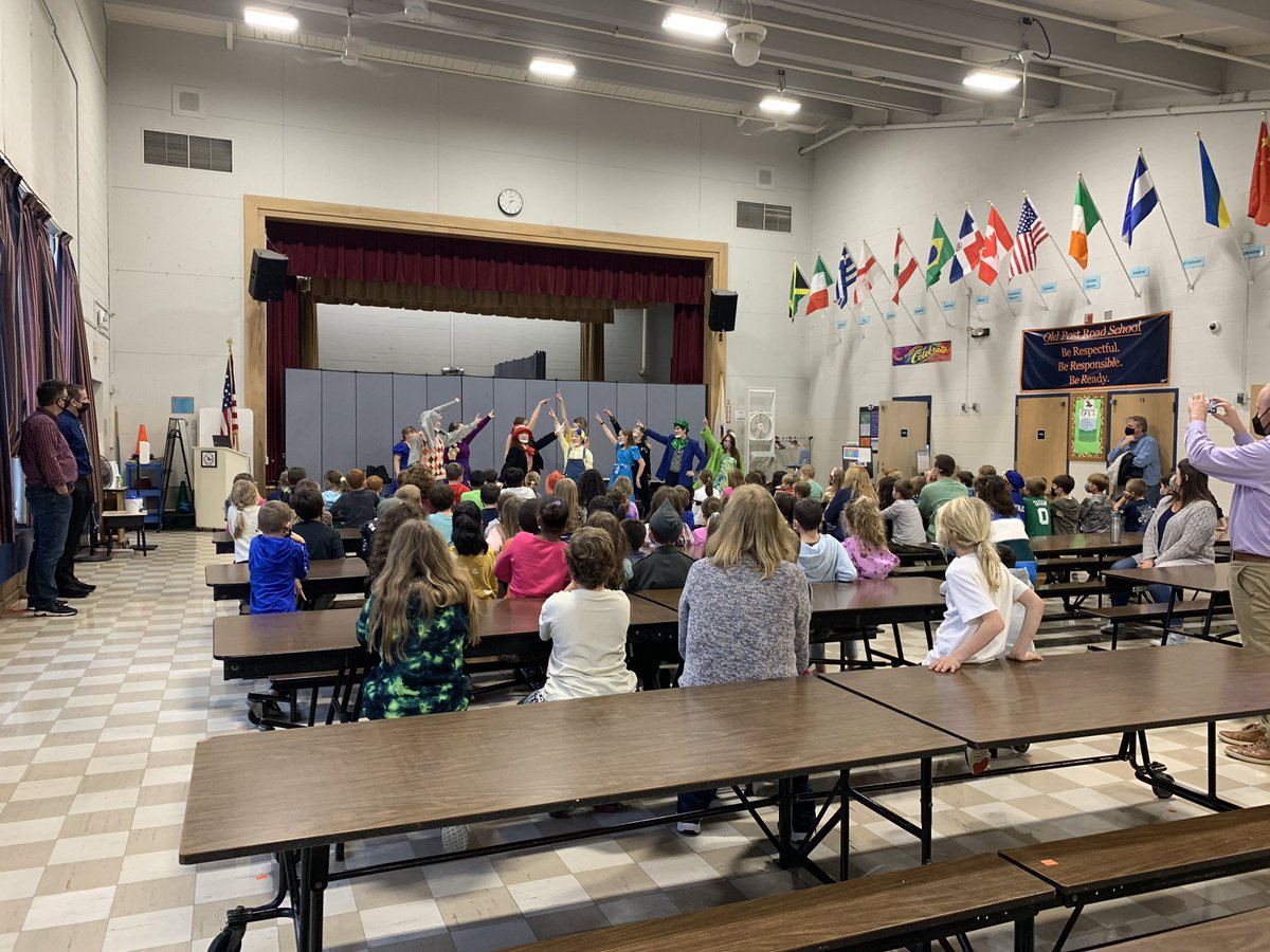 MsNuttingMusic's tweet photo. WHS Drama had SO much fun bringing some Seussical numbers to all four Walpole elementary schools this week! Thank you to @elmwalpole @FishrSchWalpole @BoydenSchool and @oprschool for having us! We hope to see you at the show THIS WEEKEND! https://t.co/Tz9W9HEKCf