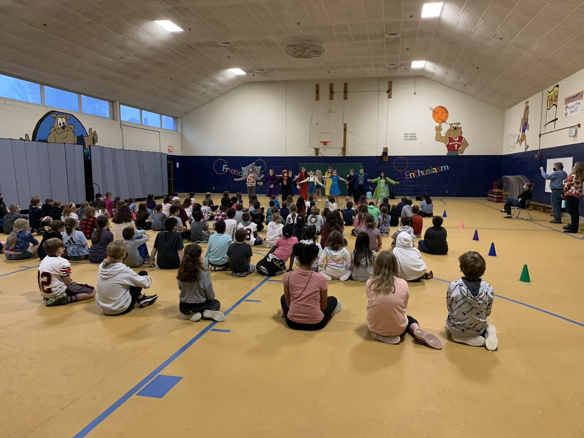 MsNuttingMusic's tweet photo. WHS Drama had SO much fun bringing some Seussical numbers to all four Walpole elementary schools this week! Thank you to @elmwalpole @FishrSchWalpole @BoydenSchool and @oprschool for having us! We hope to see you at the show THIS WEEKEND! https://t.co/Tz9W9HEKCf
