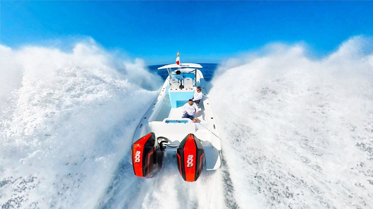 TouronNautica's tweet photo. Potencia como nunca antes la habías sentido. @MercuryRacing
• Potente
• Rápido
• Eficiente
#MercuryRacing #300CV #V8 #AstillerosRaptor #IslasCanarias https://t.co/NSKCBCkNEd