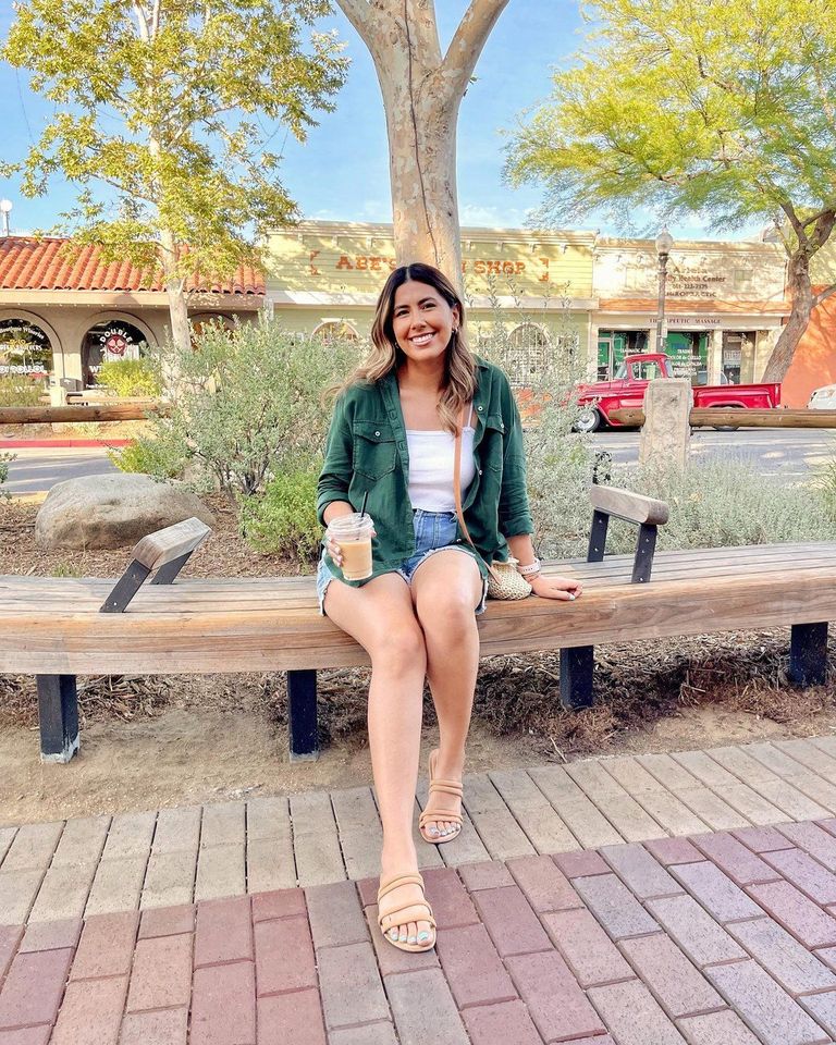 SeeSantaClarita's tweet photo. Get a little shopping done in Old Town Newhall  this Saturday before the big #LightUpMainStreet event! Enjoy special pre-holiday specials, raffles prizes and more! 🛍️🎄

📸: lulubguerrero / oldtownnewhallofficial https://t.co/wj1CEm6nMQ