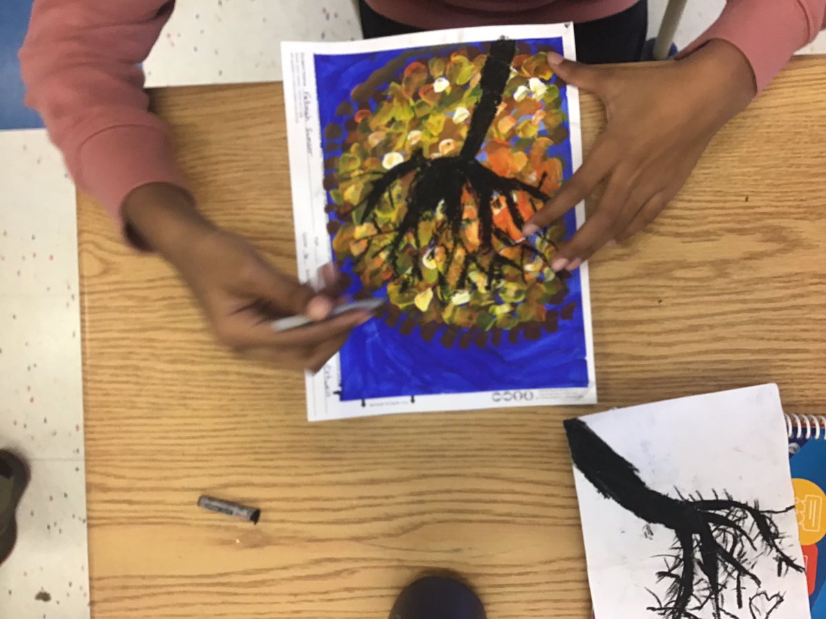 Gr.4 Zess artists have worked steadily to complete their fall tree in the harvest moon artwork for our Home and School fundraiser. 🎨😃👏🏻<a href="/Panabaker_HWDSB/">Frank Panabaker Elementary School</a> #elementaryart #kidscancreate