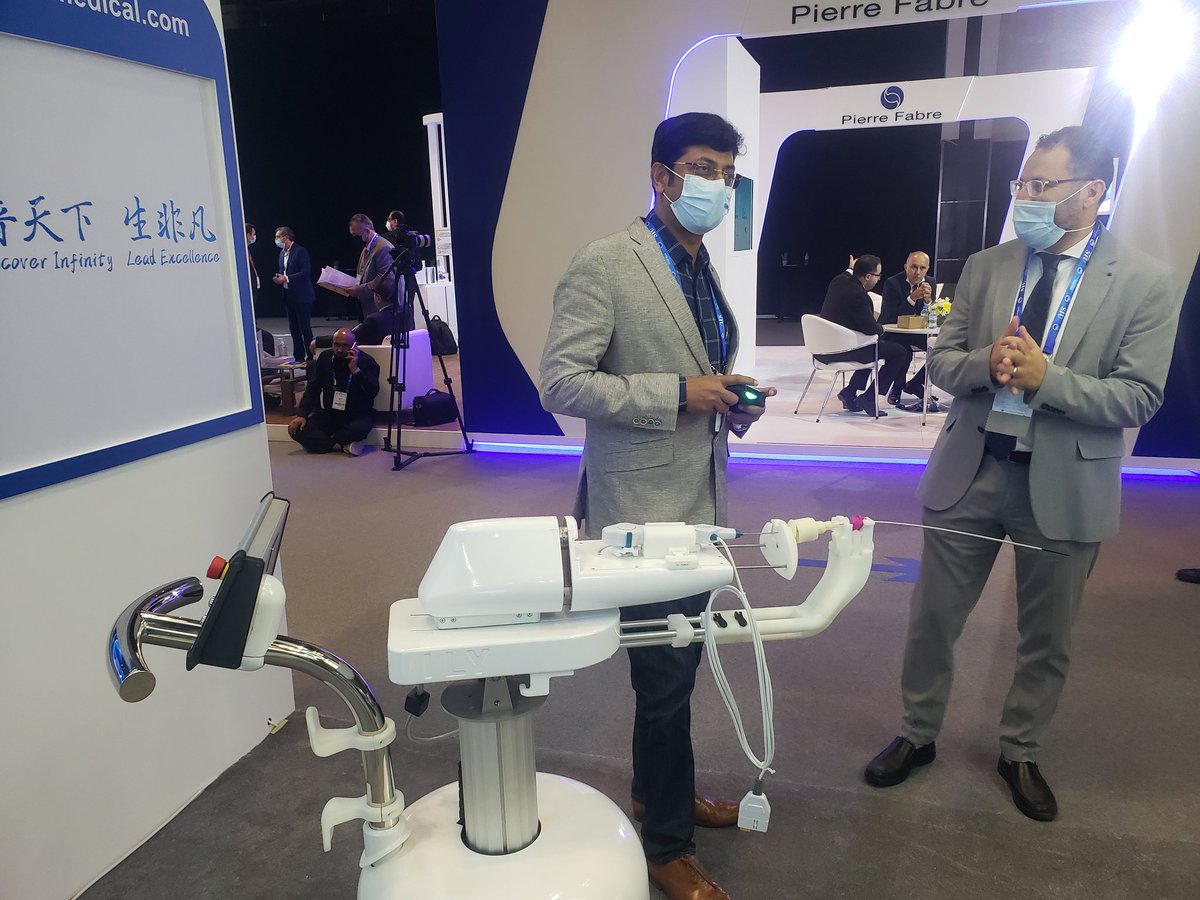 Housbow's tweet photo. What a great third day at @SIU_urology to our ILY Robot.
@ElviePeng
@PusenMedical
#sterlab #madeinfrance #endourology https://t.co/Ogo2kDJBTb