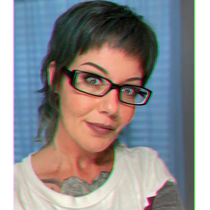 Some of y&rsquo;all are gonna hate this, but oh well; I gots me a mullet 😜 https://t.co/cBlay4rCKZ<a href="/tag/footfetish"class="tags"><span>#footfetish</span></a><a href="/tag/feet"class="tags"><span>#feet</span></a><a href="/tag/foot"class="tags"><span>#foot</span></a><a href="/tag/toes"class="tags"><span>#toes</span></a><a href="/tag/redtoenails"class="tags"><span>#redtoenails</span></a>