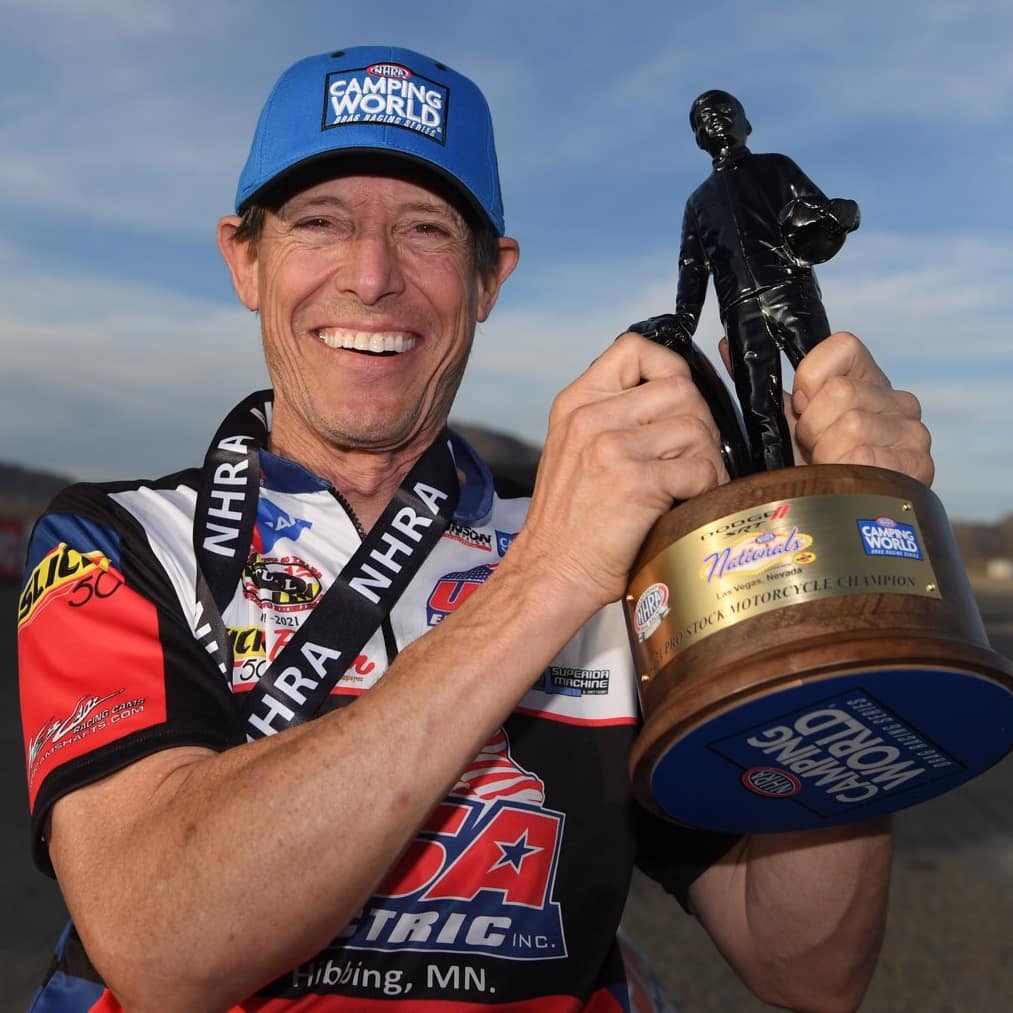 I've been excited since our win at @Dodge @nhra #VegasNats.I'm going to enjoy every second of the @aaasocal #NHRAFinals;fans,my crew,sanctioning body, sponsors, family, even competitors. I hope everyone can feel this excitement in life.
#NHRAMakesMemoriesForLife
#InspireDontJudge