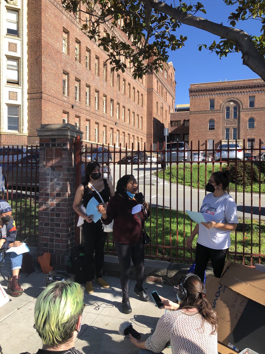 PeterEstes's tweet photo. “Why did I have to be LUCKY to get the mental health services I needed?” - Cheryl Shanks, ⁦⁦@sdaction1⁩ Mad Mob member

MH services should be a fundamental right, not a luck of the draw #housingfirst #mhservices #conservetreesnotpeople https://t.co/09cyFXODTZ