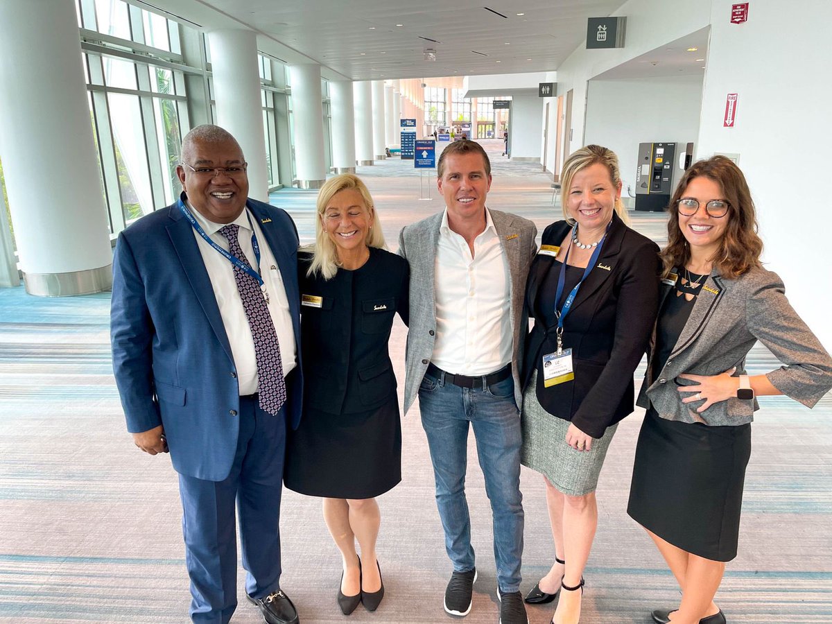 AdamStewart's tweet photo. ๐บ๐ธ Thank you @TravelWeeklyUS for inviting me to Cruise World Miami to discuss the success & recovery of #Caribbean #tourism & Sandals Resorts Internationals big plans. Thank you to all our tourism industry champions for you resilience, determination & grit. #BackToHappy https://t.co/joUu48NH1r