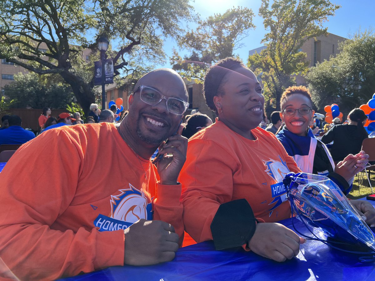 UTArlington's tweet photo. Thank you to everyone who made Texas Tier 1 a possibility! Now, we celebrate!

#MavUp | #ForeverMaverick https://t.co/TrdJcZ0OGj