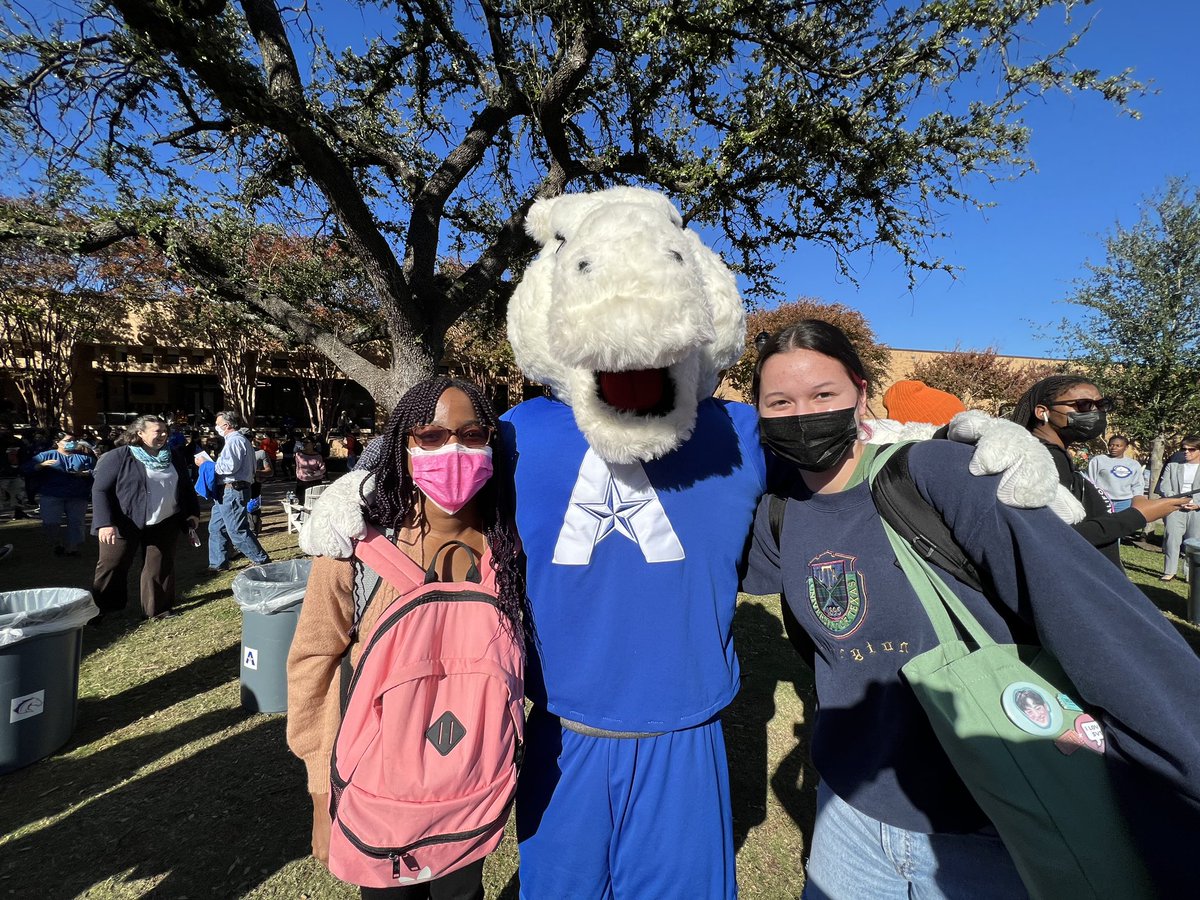 Thank you to everyone who made Texas Tier 1 a possibility! Now, we celebrate!

#MavUp | #ForeverMaverick
