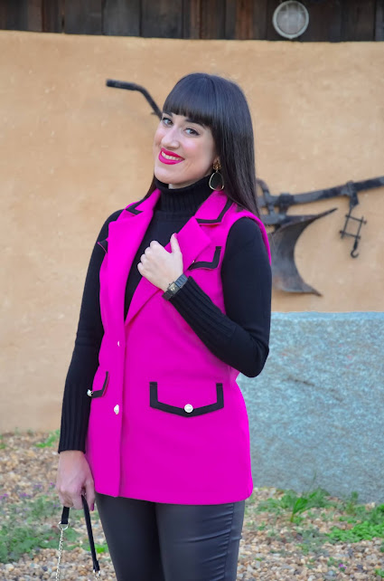 💖 Fucsia 💖

Un color vibrante que nunca falla. Este chaleco de <a href="/SHEIN_official/">SHEIN</a>  no pasa desapercibido ✨

shein.top/wg5zuw1 Ref. 4201556

Con mi código GE0457 tendréis un 15% de descuento ADICIONAL en vuestras compras🛍

#SHEIN #SHEINgals #SHEINsinglesday #SHEINgenENJOY