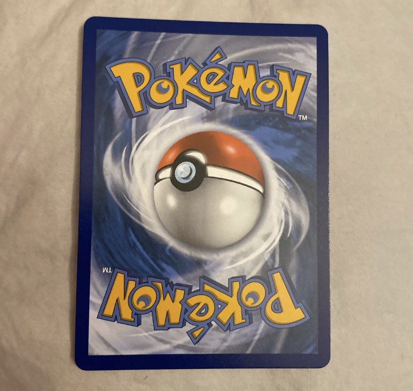 If anyone’s looking for some charizards, i’m looking to move these on 😊 (wanting to fund an Xbox series X purchase) @Pokemaxretweets