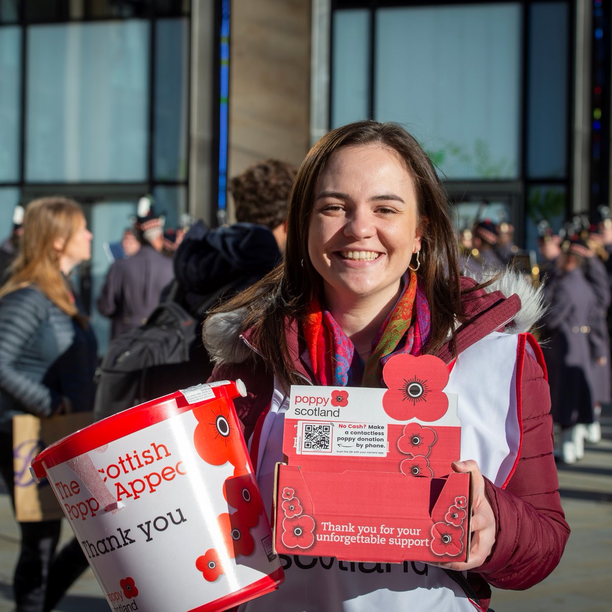 poppyscotland's tweet photo. It’s #PoppySaturday and we have collectors out all across Scotland raising money for the #ScottishPoppyAppeal. Please look out for them, pick up your poppy and make a donation. 

Have a great day and please send us all your #PoppySaturday pictures! 
#Poppy100 #BehindThemAlways https://t.co/1V90TsB01W