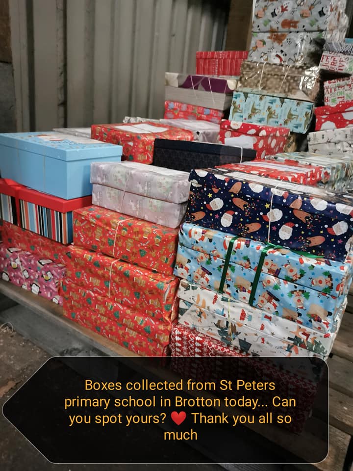 ChildrenID's tweet photo. Another amazing day of collecting the love in a box gifts by our team. Thank you all so much 🎁❤️ https://t.co/xl9rWMk2Ho