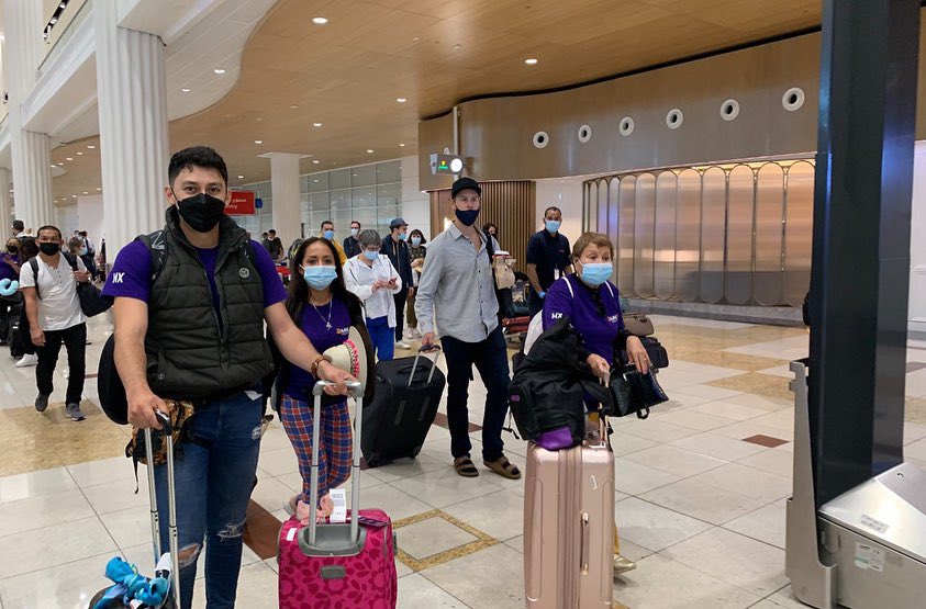 NFuerza_'s tweet photo. ¡Siguen llegando más Calificados a Dubái! La emoción continúa y están preparados para disfrutar de todas las sorpresas que les esperan en los Emiratos Arabes. ¡Muchas felicidades a todos!
🥳✈️💜
.
.
#Omnilfe #NFuerza #OmnilifeEnDubái https://t.co/xNLusxoEtb