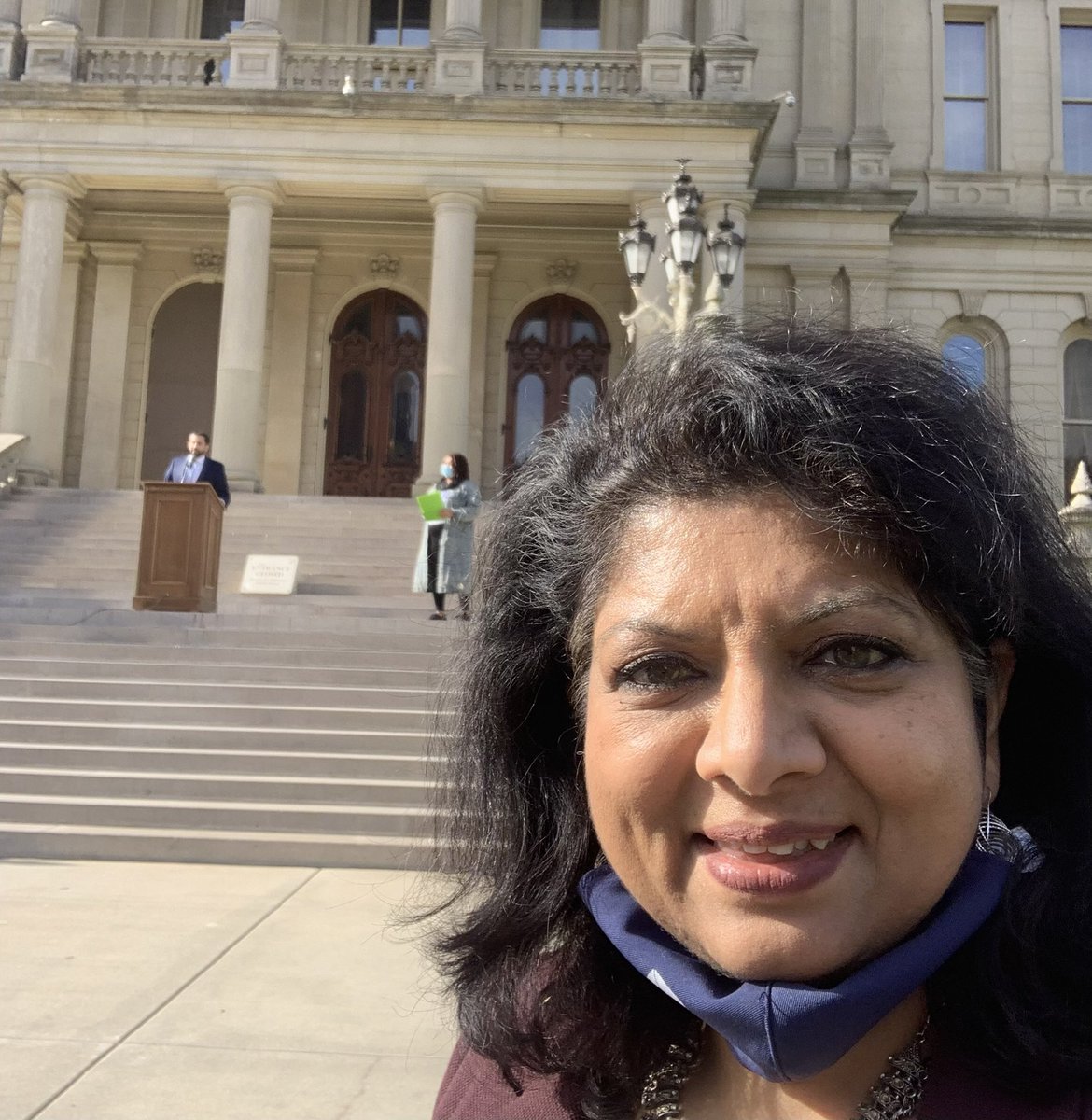 PadmaKuppaMI41's tweet photo. This week, I made it out of committee in time to join the #MITimeToCare rally on the Capitol steps to call for improvements to Michigan’s #paidleave laws. 🧵 https://t.co/3AWQHVO3hx