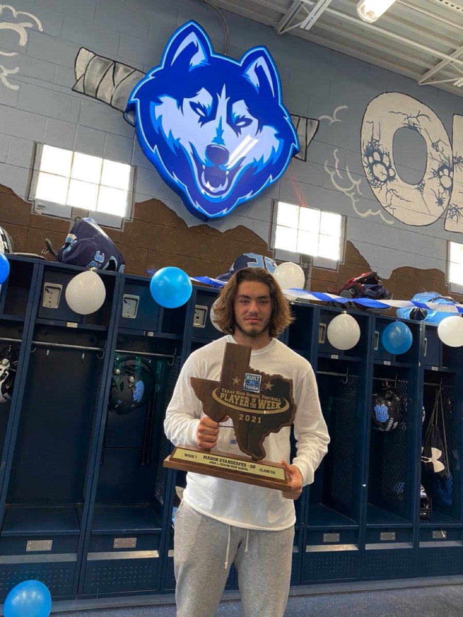 ChapinHuskiesFB's tweet photo. Trophy for the @greatertxford #FordPOWT finally came in and @StanderferMason looks good holding it!!! #HuskyFamily #HuskyNation #NoExcuses https://t.co/29r8guaQ9D