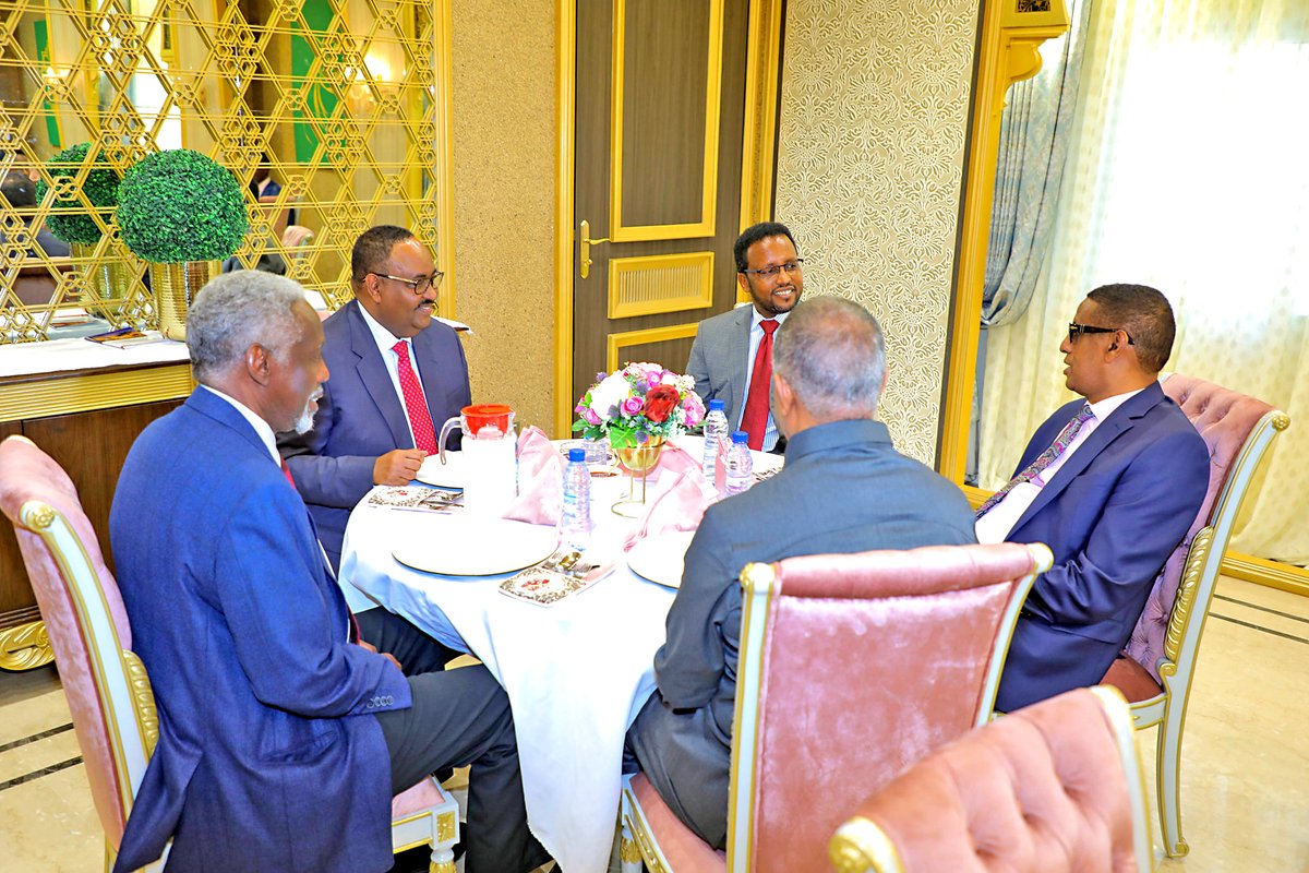 Had the pleasure of participating in a productive meeting with Chairman of Electoral Crisis Prevention Committee <a href="/DrBaadiyow/">Dr. Abdurahman Baadiyow</a>, members of civil society groups and intellectuals. Thank you for joining us, in #Garowe, and for sharing excellent insights into the electoral process.