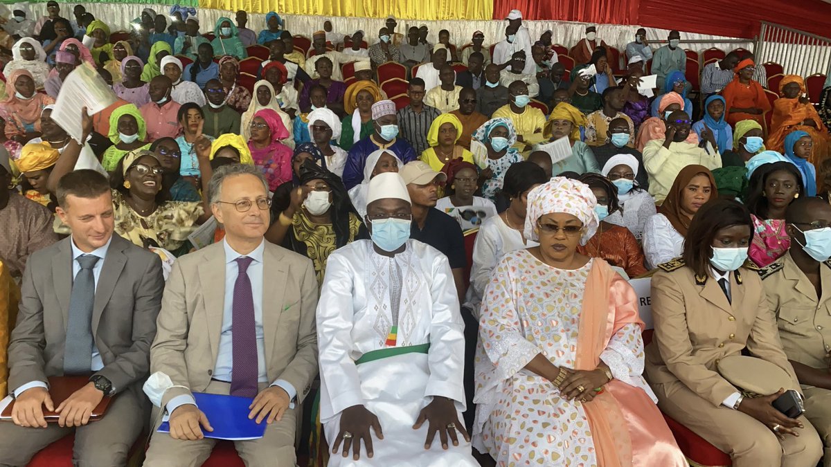 Maimouna_Diop24's tweet photo. Cérémonie d’inauguration du poste de Santé assorti de deux logements de type F4 pour l’infirmier chef de poste et pour la sage-femme par Mme le Ministre @saly_dieng en présence de Mr le Ministre Maire de la commune de #Sangalkam, Omar GUEYE. https://t.co/50VeCglB8t