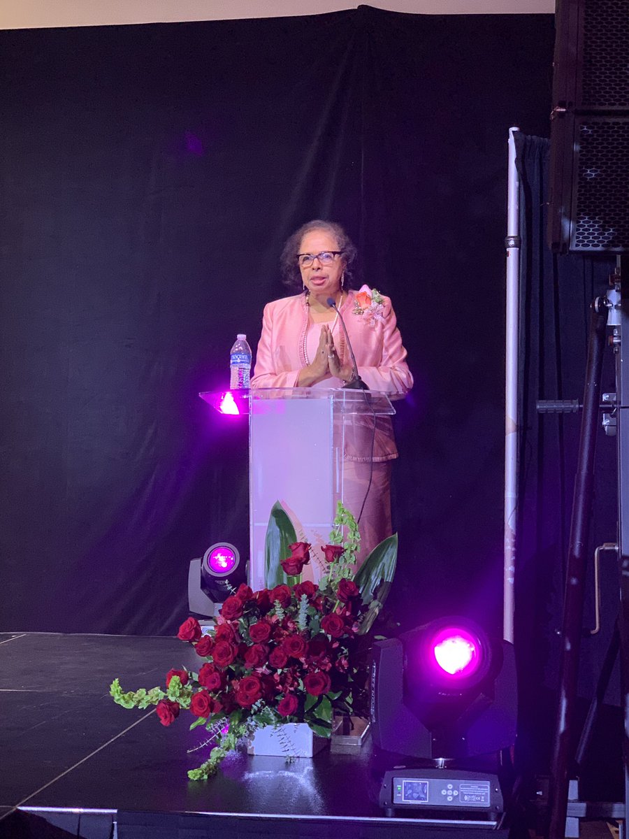 SCWHCE's tweet photo. Entrepreneur and civic leader Dr. E. Faye Williams is an accomplished attorney, businesswoman and teacher. Her latest book is “Dick Gregory: Wake Up and Stay Woke: Running for Life”. A must read, Dr. Williams’ written portrait tells man interesting stories of Dick Gregory’s life https://t.co/ZNbPDsTaJm