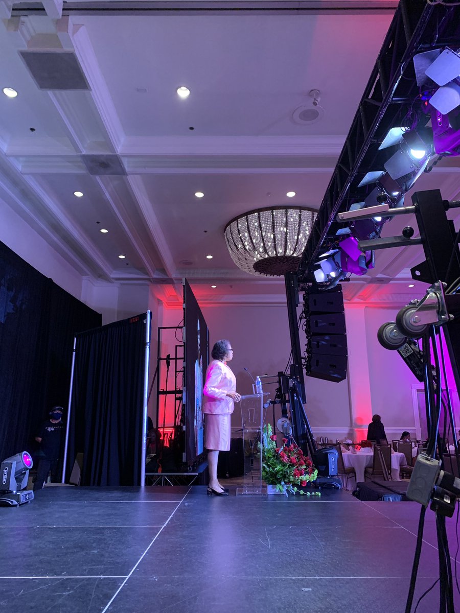 SCWHCE's tweet photo. Entrepreneur and civic leader Dr. E. Faye Williams is an accomplished attorney, businesswoman and teacher. Her latest book is “Dick Gregory: Wake Up and Stay Woke: Running for Life”. A must read, Dr. Williams’ written portrait tells man interesting stories of Dick Gregory’s life https://t.co/ZNbPDsTaJm