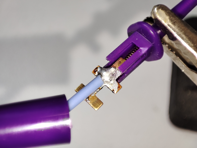 a_fester's tweet photo. Leaded #solder getting increasingly difficult to source. Did some tests in the #LabCorner with unleaded solder, results are not bad - pcb soldered at 350ยฐC, clamp at 380ยฐC; used an Ersa 0832SDLF tip. As reported by others, unleaded solder flows a bit worse https://t.co/i9RtMSxR93