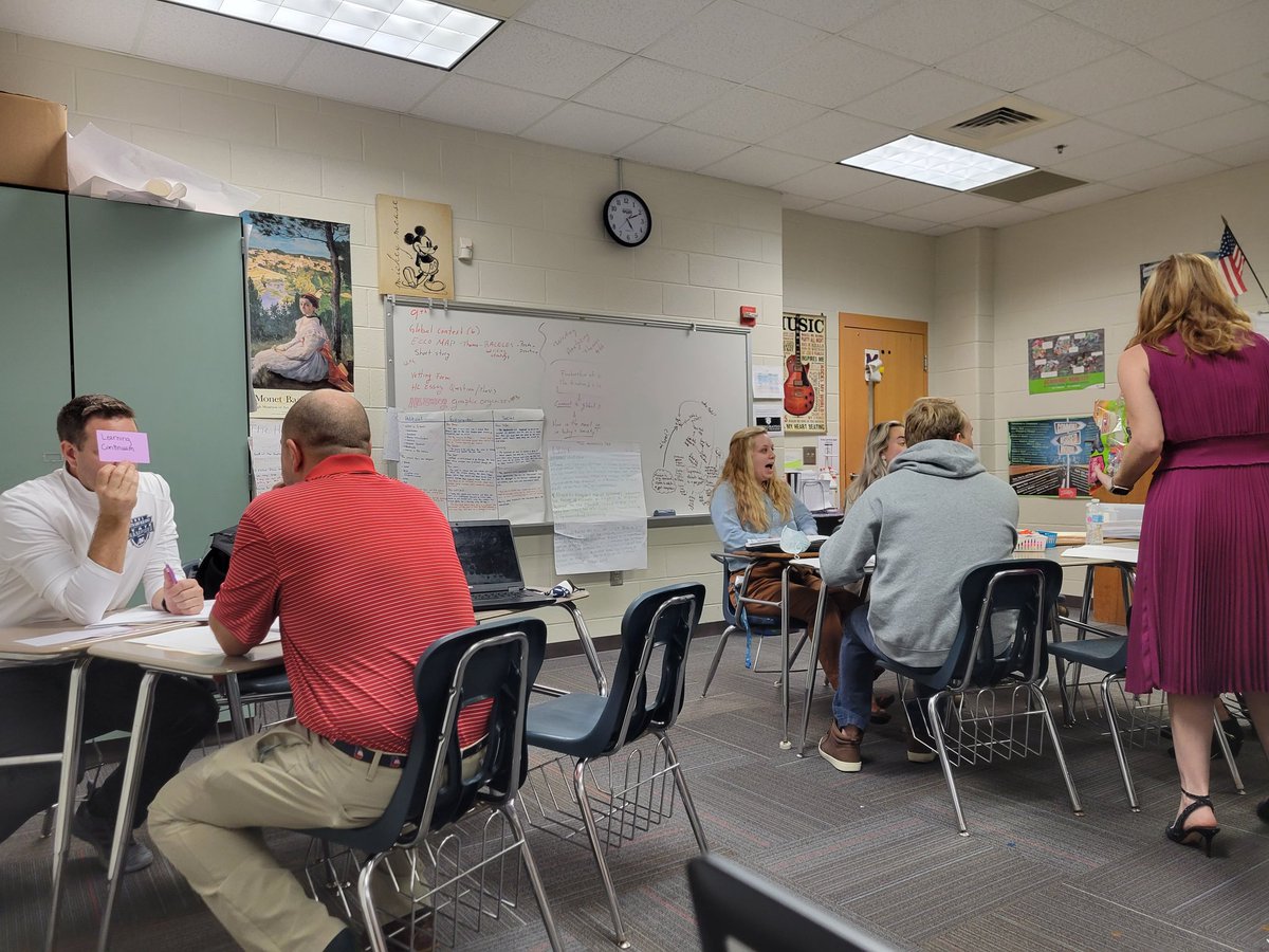 LSLee16's tweet photo. Our ELA PD week was so wonderful! The time spent discussing MYP practices with MYP Coordinator Pam Holman, and getting deep into our MAP data with lead coordinator Chelsea Bargallo was great for teachers. We even threw in some practice with ESOL WIDA descriptors. #EnglishisLit 💙 https://t.co/XAGZZLEXbB