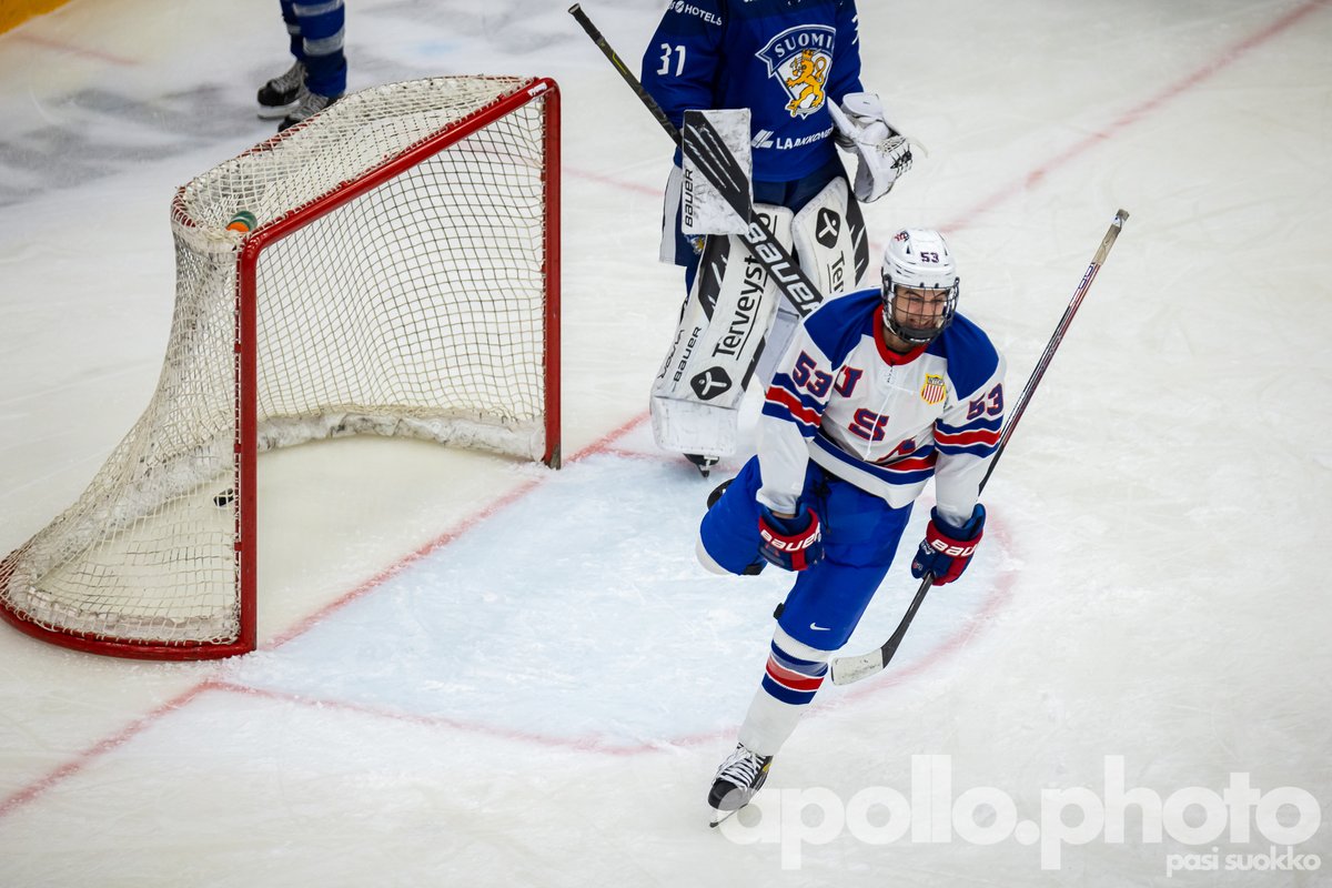 APhotoOffic's tweet image. Päivä 2, 4 Nations Tournament U17 Vaasa ja matsi 2,  FIN - USA.
Suomipoika oli loppuviimein aikalailla altavastaajana ottelussa.
No huomenna on uusi päivä.

Kuvat: @PasiSuokko 

#4shots #apollophoto #Leijonat #U17 #U17hockey #staytuna  #4nationsU17 #teamfinlandU17 #teamusaU17