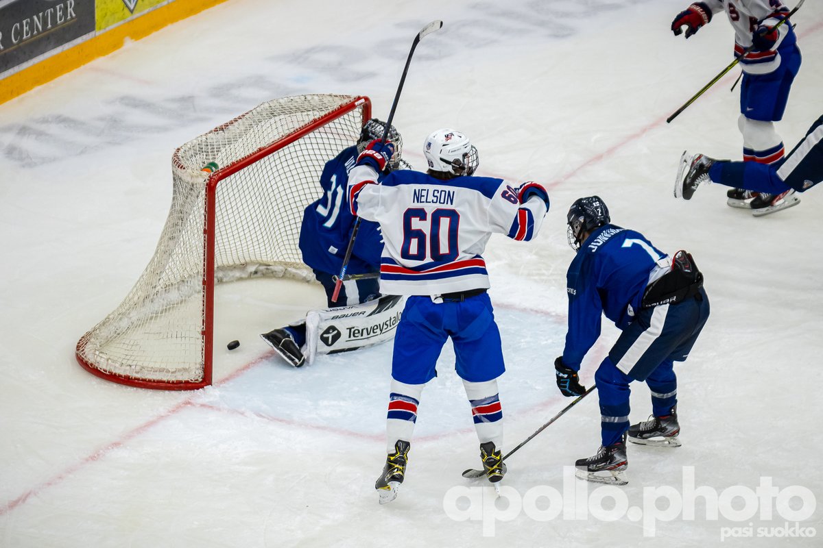 APhotoOffic's tweet image. Päivä 2, 4 Nations Tournament U17 Vaasa ja matsi 2,  FIN - USA.
Suomipoika oli loppuviimein aikalailla altavastaajana ottelussa.
No huomenna on uusi päivä.

Kuvat: @PasiSuokko 

#4shots #apollophoto #Leijonat #U17 #U17hockey #staytuna  #4nationsU17 #teamfinlandU17 #teamusaU17