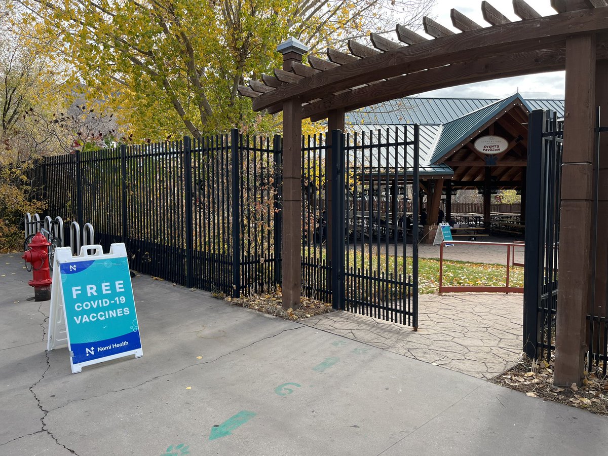 LincolnGraves's tweet photo. Come for the animals, stay for the shot. @HogleZoo hosting a COVID vaccine clinic for kids ages 5 to 11 today and tomorrow. Parents can register here: https://t.co/lDGGyaofeC https://t.co/bZVo0zmNVH