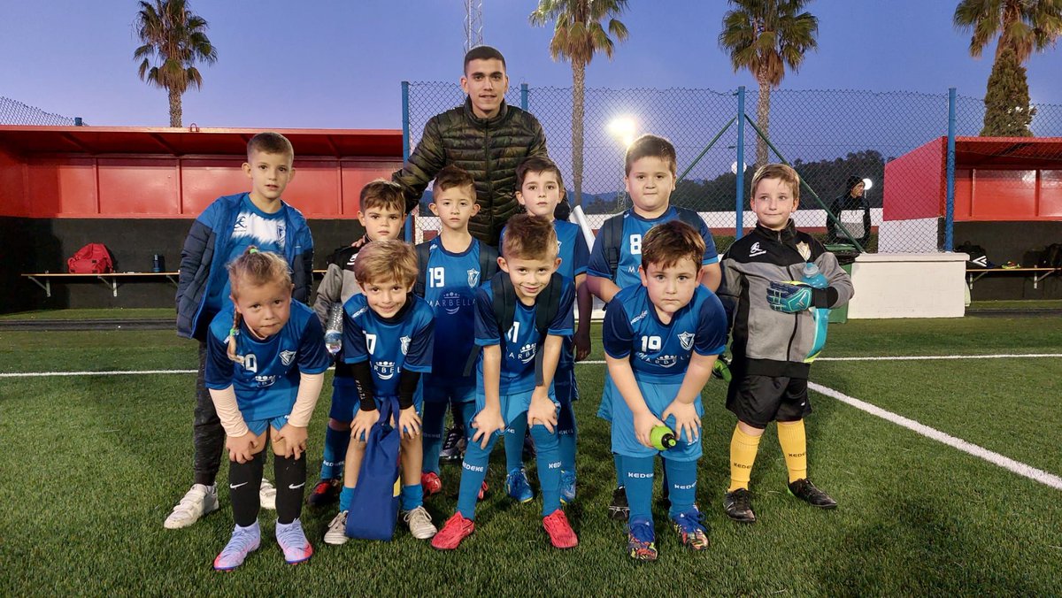 PLCompadres's tweet photo. ⚽  #Peques

#CDSportcab
#CDCompadres

Buen partido de los azules , que se salda con una derrota en San Pedro.
Seguimos aprendiendo!

Vamos compadres🔵!!.

#LocosPorLosCompadres
#CDCompadres https://t.co/vb3q2wl0IQ