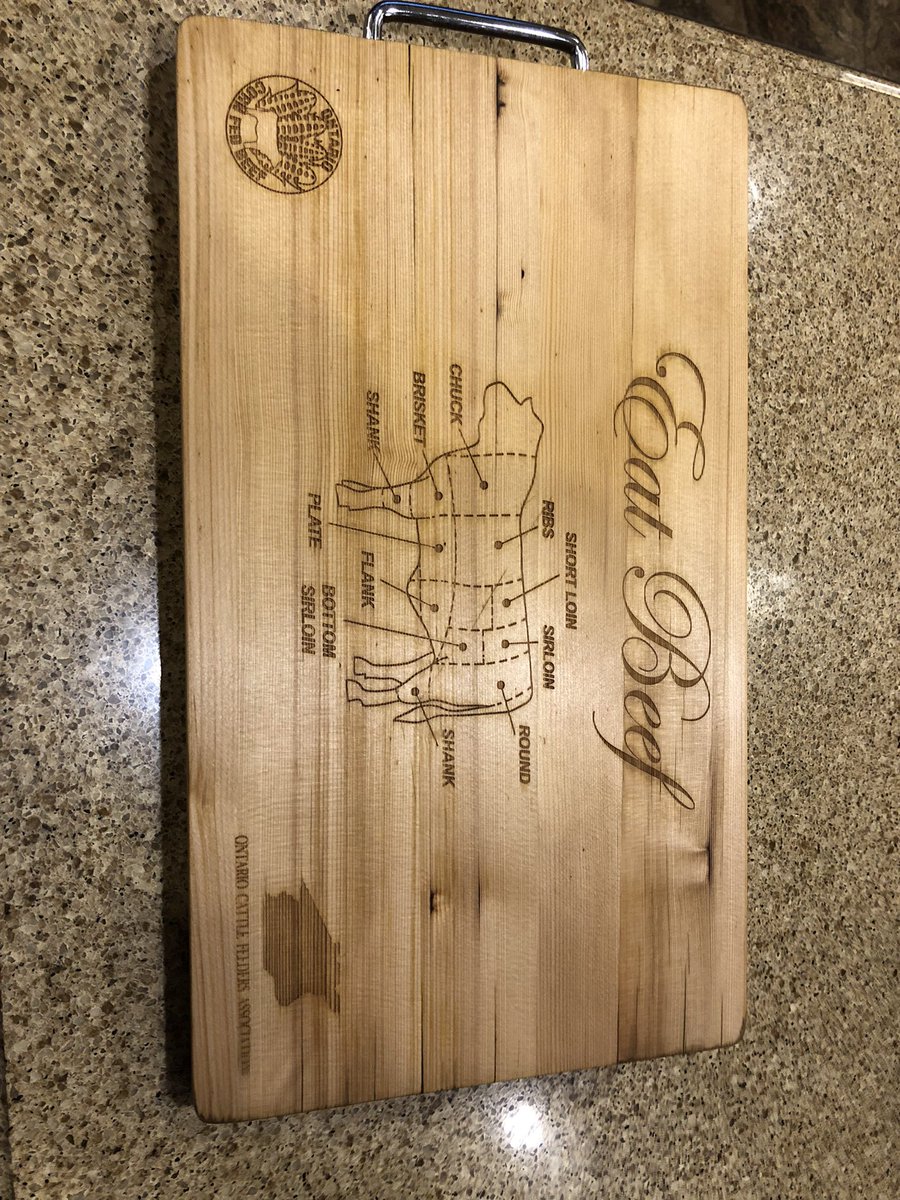 DwayneBryant111's tweet photo. Donβt remember the yr this was from but this has been my βgo-toβ for a long time. Lots of π₯© served on this. Decided to give it a make-over; epoxy in the cracks & a few coats of oil. Plsβd with the outcome. @ONCornFedBeef #morebeef https://t.co/koGhDV3RyC