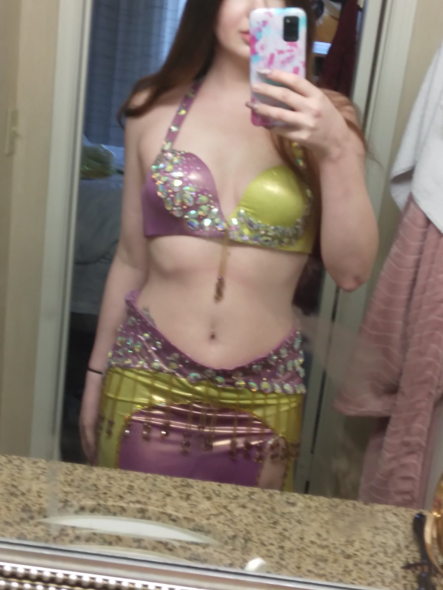 Can't wait to post the pics of me in this outfit all dolled up.... https://t.co/3nhcJrPt0y