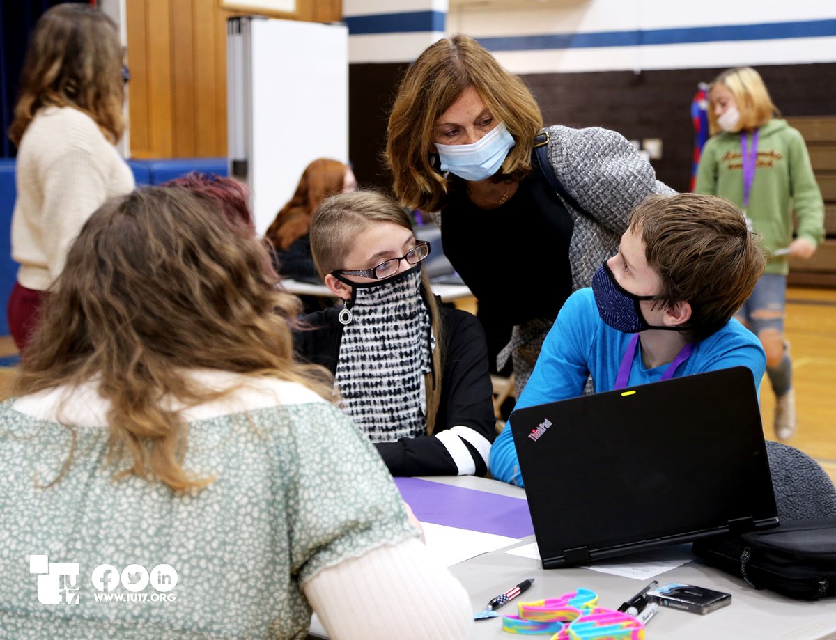BLaSTIU17's tweet photo. What is the future of work in your area?! 
The students of @SouthernTiogaSD have your answer! Another great day in our region as we get #CareerReadyPA! Thank you @StartSOLE and @PADeptofEd for another great collab! 
#StartSOLE #NEPASTEM #FutureReady @DrKellyGal @CSIUCareerReady https://t.co/X94llSZJyK