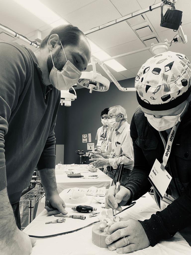 MacNeurosurgery's tweet photo. Excellent sponsored skills session today with our residents, working on perfecting our drilling techniques with the latest technology. Ended the day with some healthy competition - the task being to drill away the eggshell while keeping the membrane intact! #MacNSx #neurosurgery https://t.co/qcaUc2Mqei