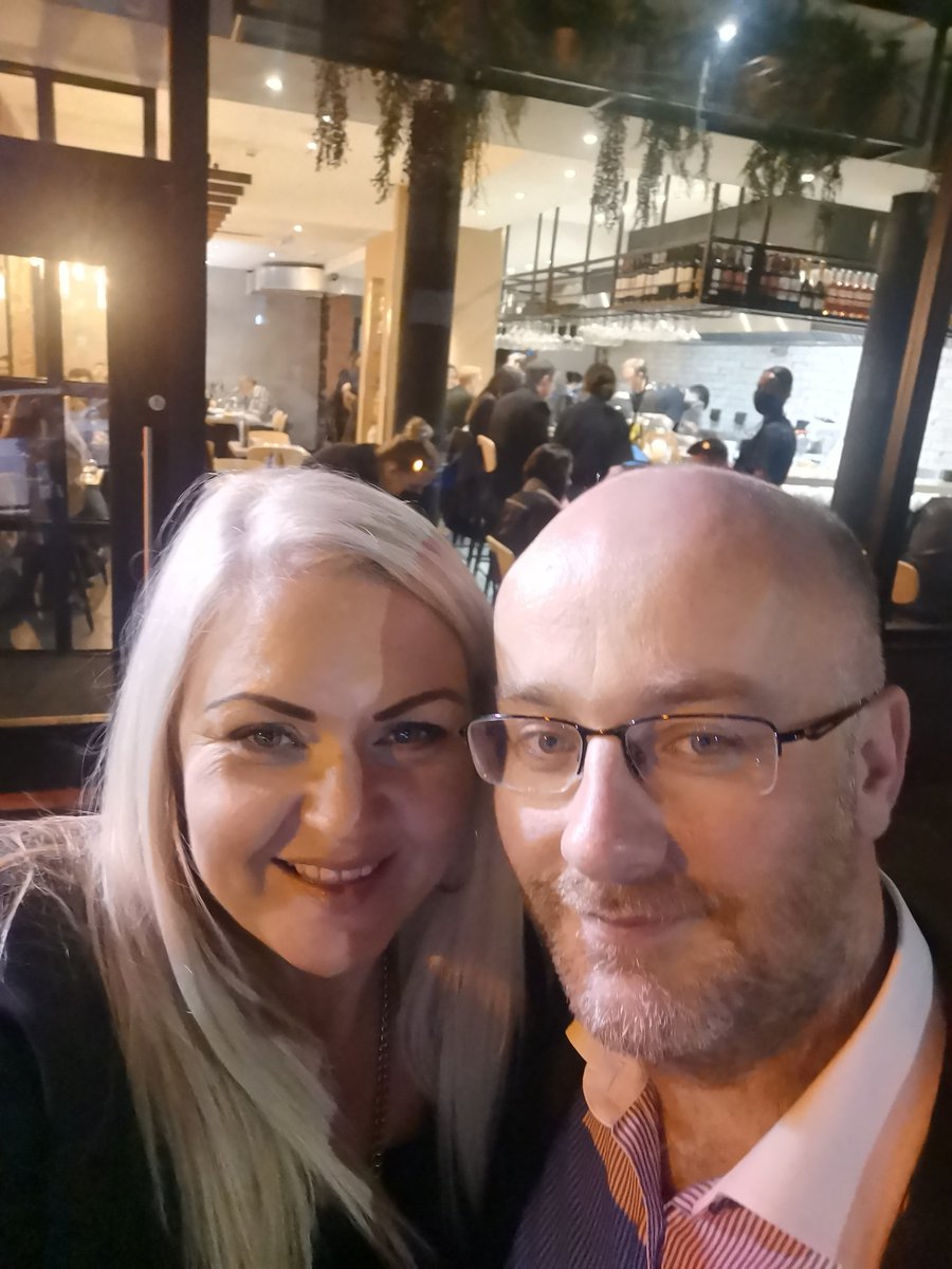 cat300's tweet photo. Delighted to have attended the opening event of #Beat6 @SixbyNico for @Beatson_Charity amazing cause & amazing food. Brilliant experience. Totally recommend & profits go to the Beatson 💛🐝 https://t.co/f2RlMkvTQS