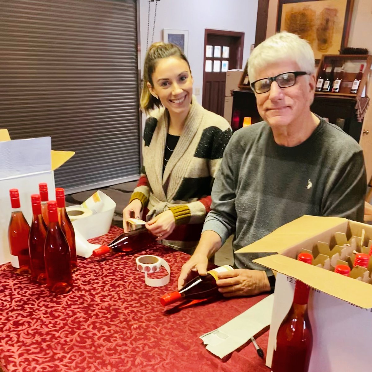 Behind the scenes look at our tasting room staff hard at work labeling more 2020 Rosé of Pinot Noir! Cheers! 🍷

#handcrafted #oregonwine #rosé #pinotnoir #willamettevalley #winelover #oregonwinetrav #winetasting #eugeneoregon #corvallisoregon #junctioncityoregon #fridayfeeling