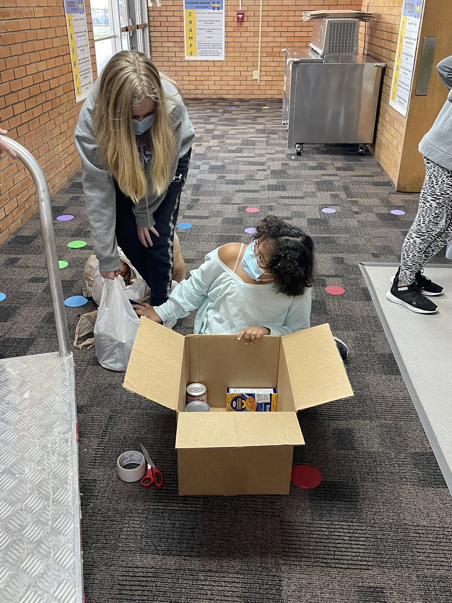 mclean116's tweet photo. When Kids Lead ⤵️
All kinds of great things happen! @wileyrocks #wileyrocks #308pride https://t.co/1gWuusK4NO