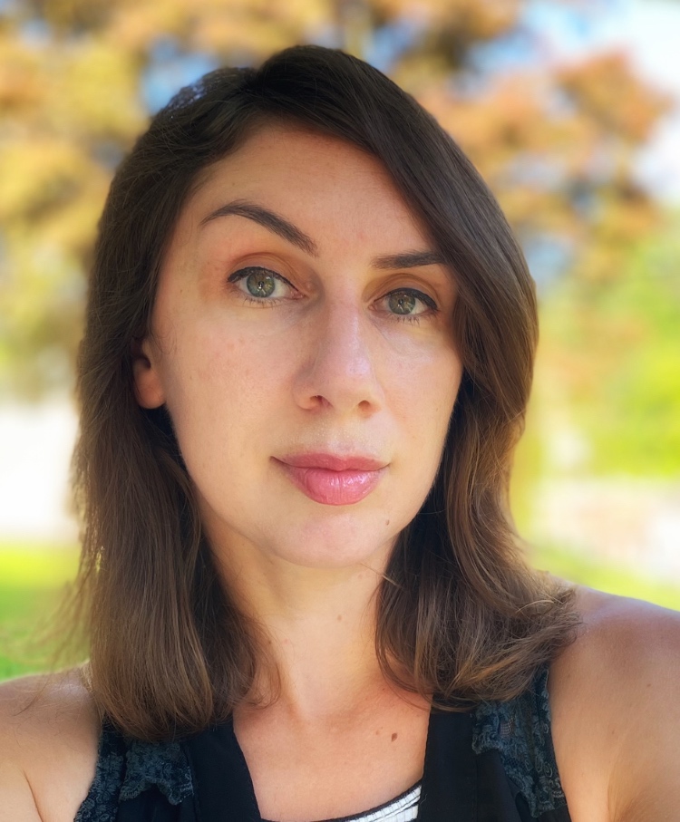 utvmx's tweet photo. Thrilled to announce that Ariel Bardi has been awarded the 2022 Words of Witness Fellowship to attend @elizabethrosner's master class as part of Under the Volcano's January residency in Tepoztlán, Mexico. Because #wordsmatter. #utvmx https://t.co/TJwDIhMVbT
