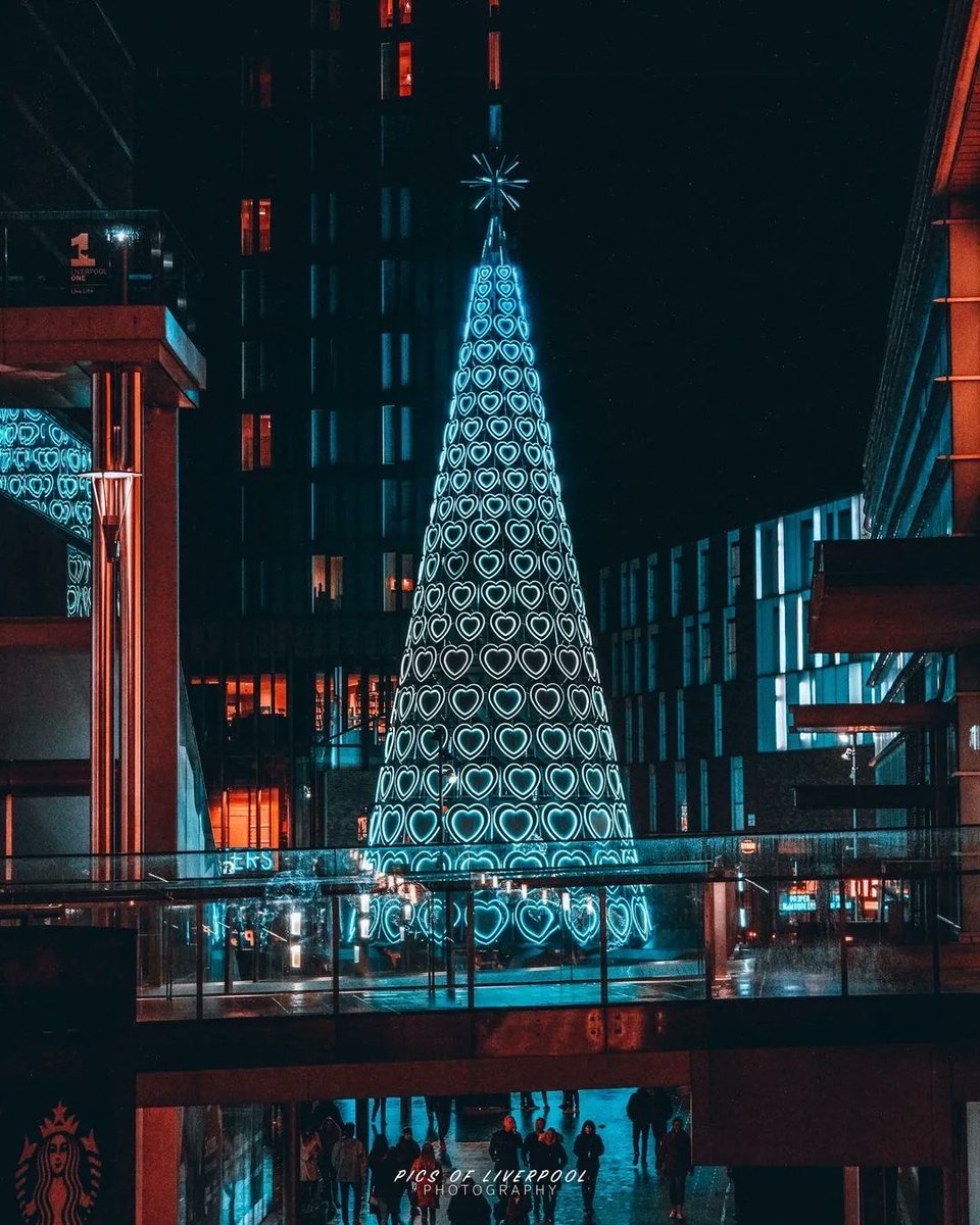 ExploreLpool's tweet photo. 📸 | Christmas is coming… 🎄

Photo by @PicsOfLpool https://t.co/bQUjvECl8v