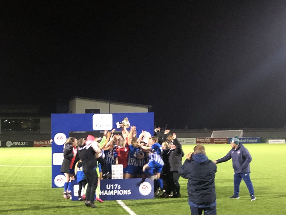 DavidMahedy's tweet photo. Treaty United U17 Girls were magnificent 3-2 and win Treaty’s first National Championship 👏👏👏 
Comhghairdeas Craig his brilliant squad and management team 👏👏 https://t.co/0j1m5LY6f0