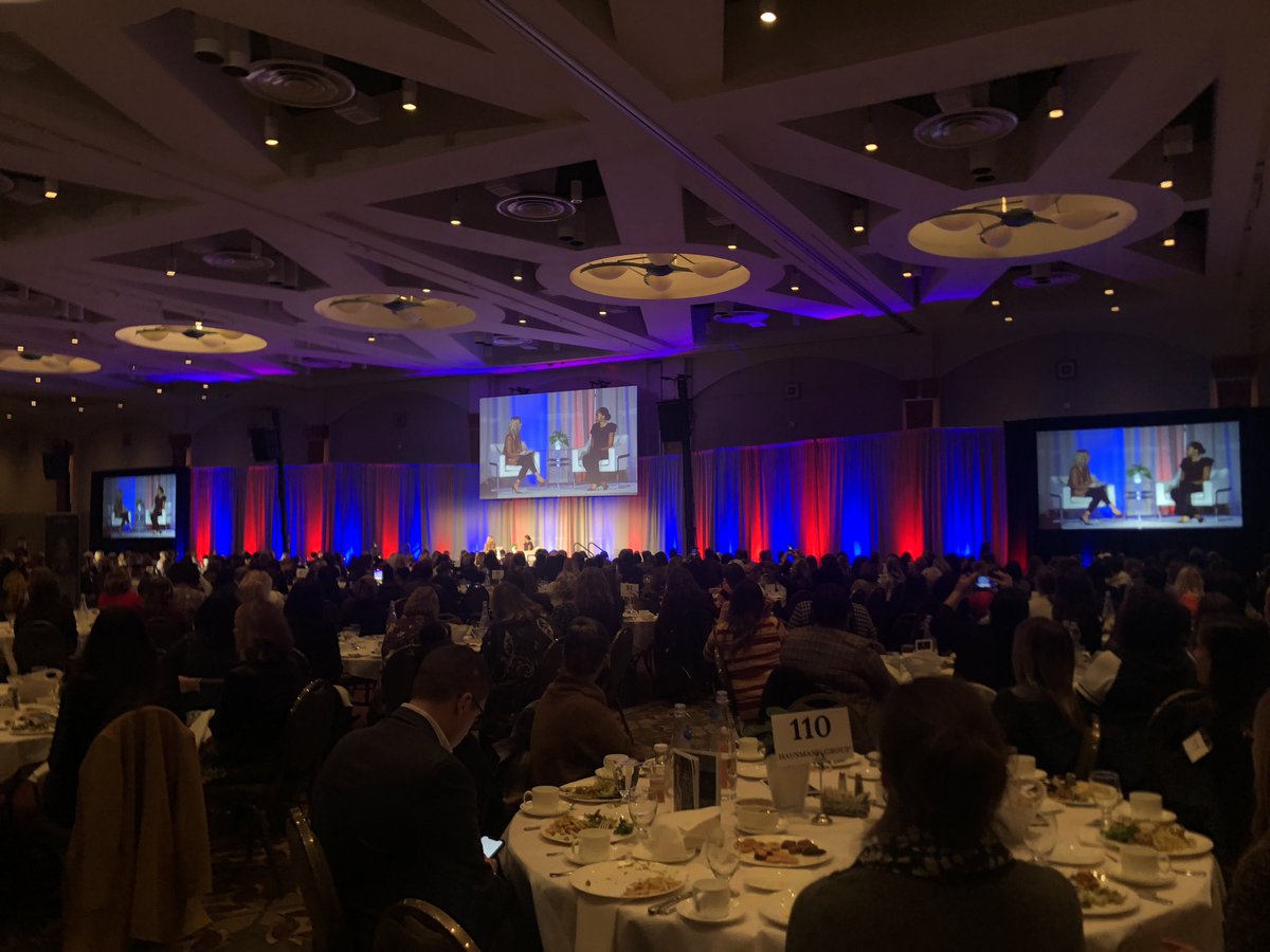 FeedAmericaWI's tweet photo. Our team had a fantastic time at the @TEMPOMilwaukee 16th annual Leadership event featuring @allysonfelix. Many inspiring lessons were learned from this @Olympics Gold Medalist. #TEMPOLeadership https://t.co/I4h4fiLxfE