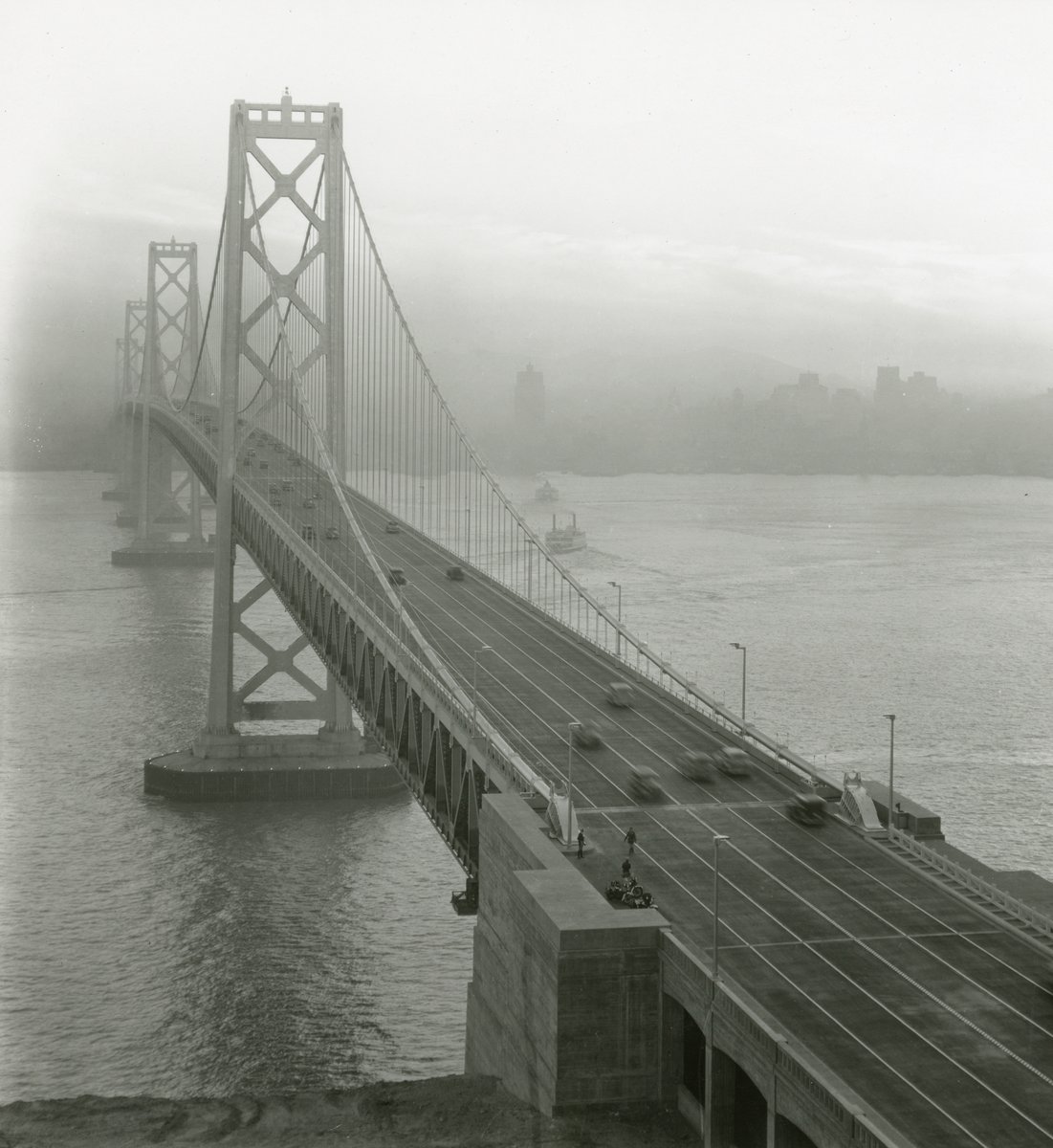 MTCBATA's tweet photo. 85 years ago, the Bay Bridge opened to the public. https://t.co/eZbs9YVl14