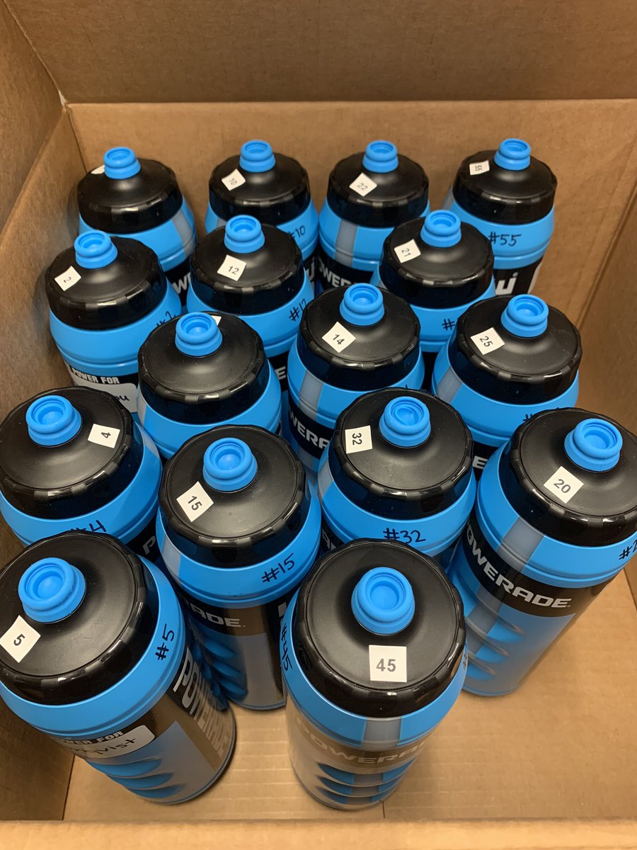 pwbbmanagers's tweet photo. Did somebody order bottle service?🧊 #managerszn #freshset https://t.co/BYA5Zla756
