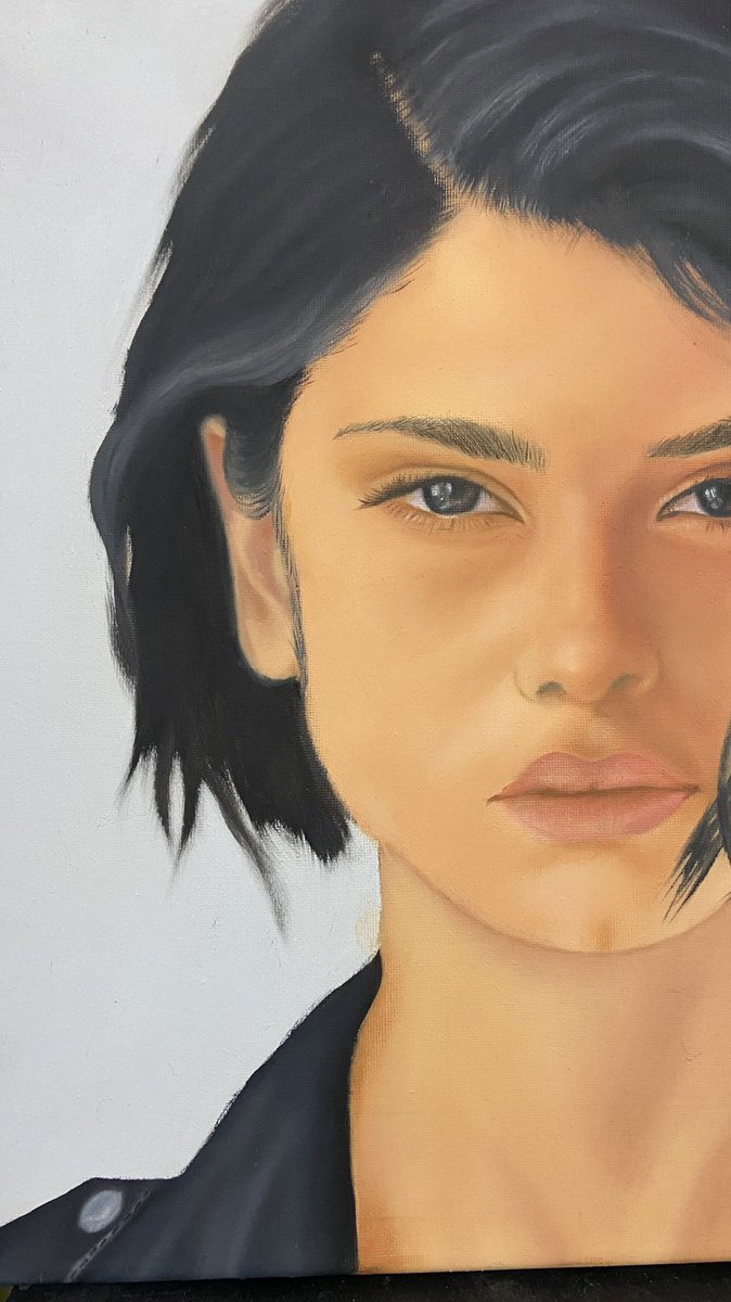 كن في عينك نزاعات وحروب .. ترمي القلب بسهمها وتقتله ..  #هتان 

لازم اخلصها اليوم 🎨