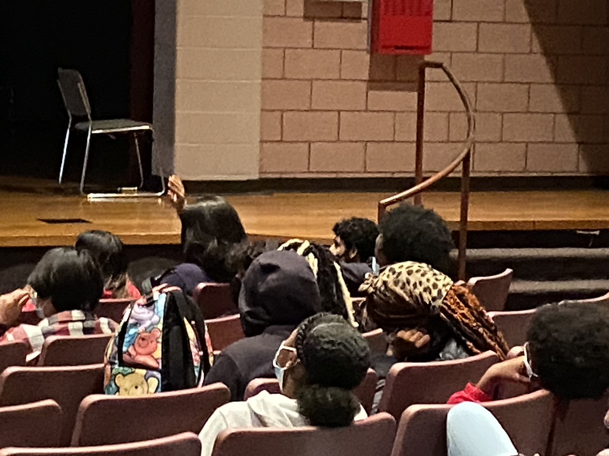 Hill Regional Career High School tweet media