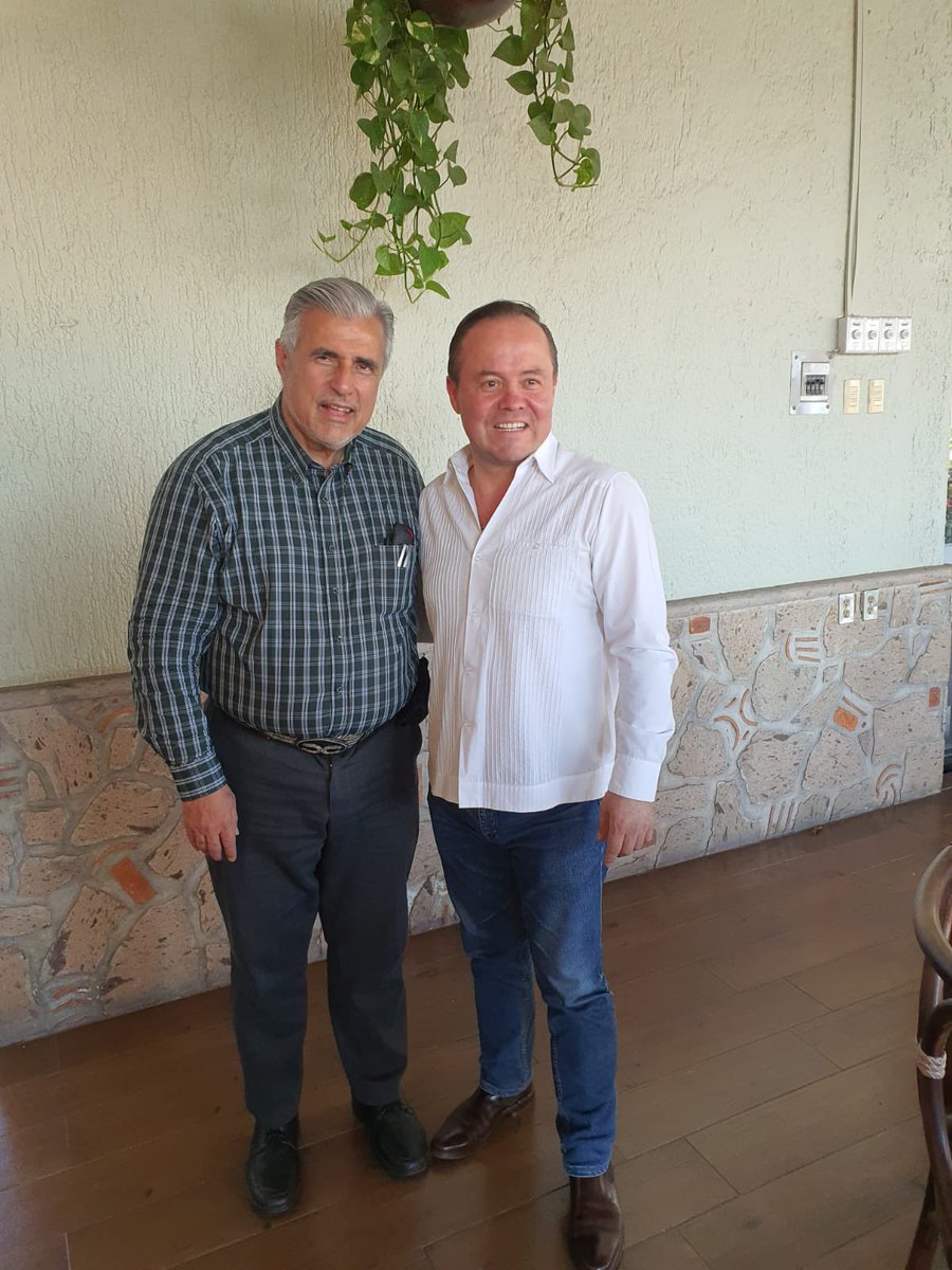 NarroJose's tweet photo. Estamos en Tlaquepaque, cerrando filas con nuestro Candidato Alberto @BetoMaldonado_ Chavarin, Próximo Presidente Municipal de Tlaquepaque Morena y de Juntos hacemos Historia https://t.co/tXkWItLorW